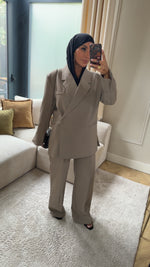 Charger l'image dans la visionneuse de galerie, Blazer OVER taupe