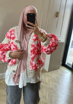 Charger l'image dans la visionneuse de galerie, Gilet tricoté fait main , à bouton