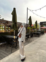 Charger l&#39;image dans la visionneuse de galerie, Pantalon SATIN  beige
