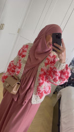 Chargez et lisez la vidéo dans la visionneuse Galerie, Robe de prière (Jilbab )