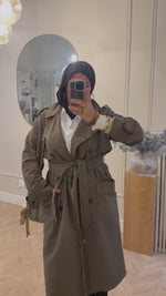 Chargez et lisez la vidéo dans la visionneuse Galerie, TRENCH COAT  Kaki

