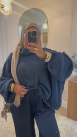 Chargez et lisez la vidéo dans la visionneuse Galerie, Pantalon SATIN Bleu Marine
