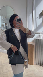 Chargez et lisez la vidéo dans la visionneuse Galerie, Gilet Sans Manches LEYLA Noir
