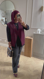 Chargez et lisez la vidéo dans la visionneuse Galerie, Gilet Sans Manches LEYLA Bordeaux
