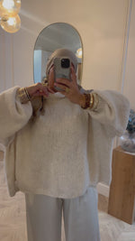 Chargez et lisez la vidéo dans la visionneuse Galerie, Pantalon SATIN Blanc

